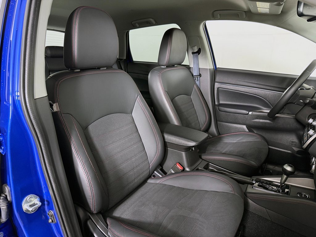 Used 2023 Mitsubishi Outlander Sport SE image 25