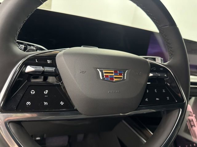 New 2026 Cadillac Escalade ESV Luxury w/ Touring Package AWD/4WD image 13