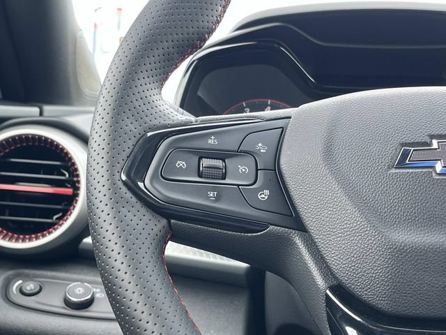 Certified 2025 Chevrolet Trax RS w/ Driver Confidence Package FWD image 27