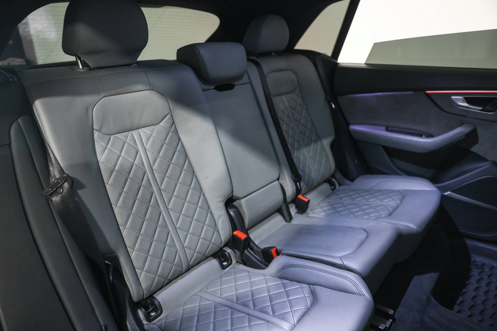 Used 2021 Audi SQ8 Prestige AWD/4WD image 29