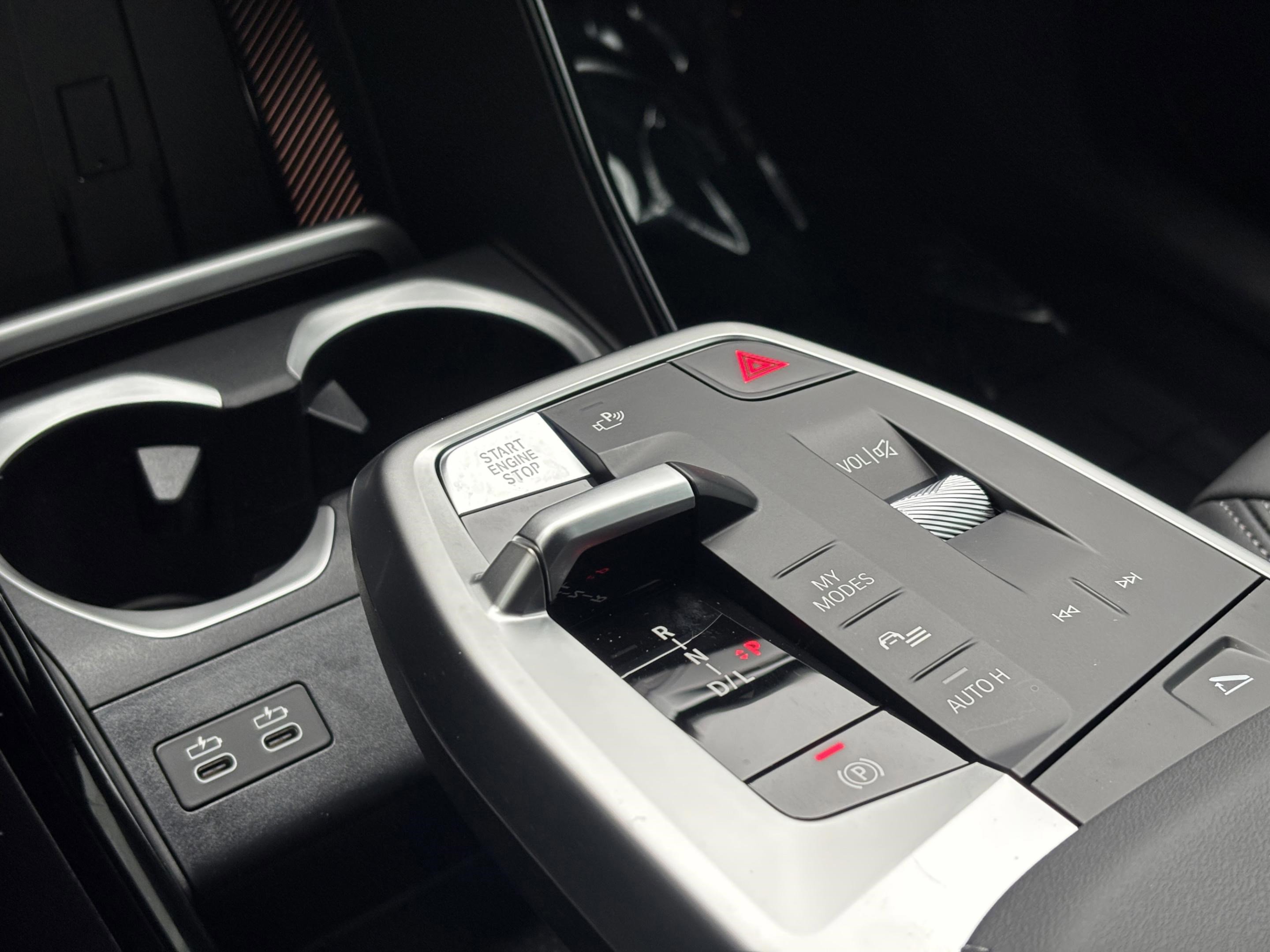 Used 2026 BMW X1 xDrive28i w/ Technology Package image 14