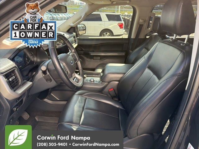Used 2023 Ford Expedition XLT image 14