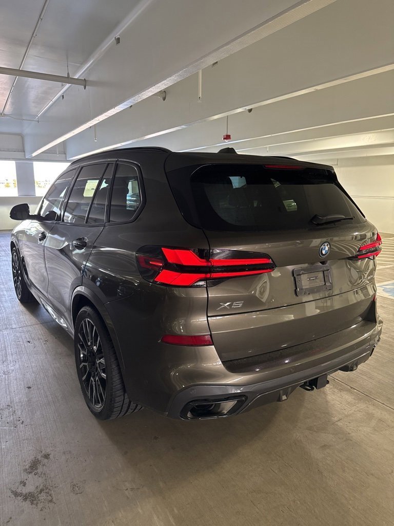 Used 2024 BMW X5 xDrive50e w/ Executive Package image 5