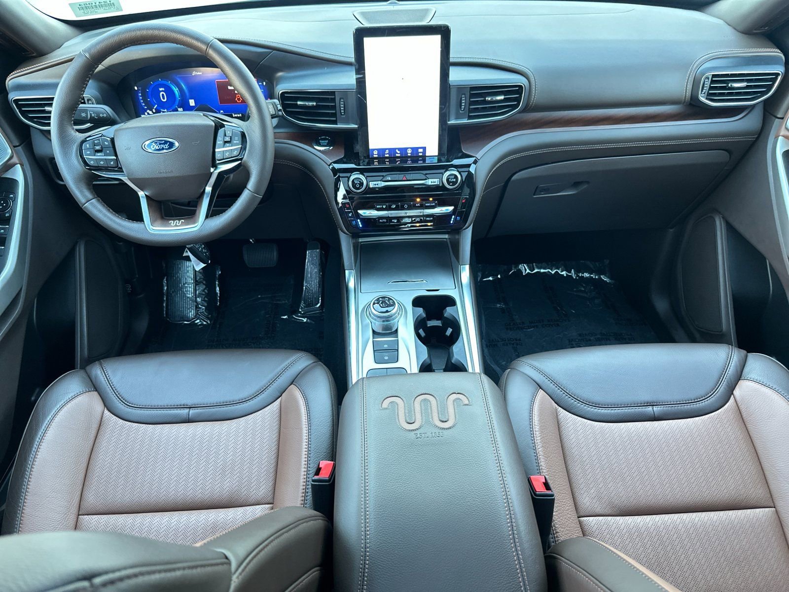 New 2024 Ford Explorer King Ranch w/ Technology Package RWD image 15