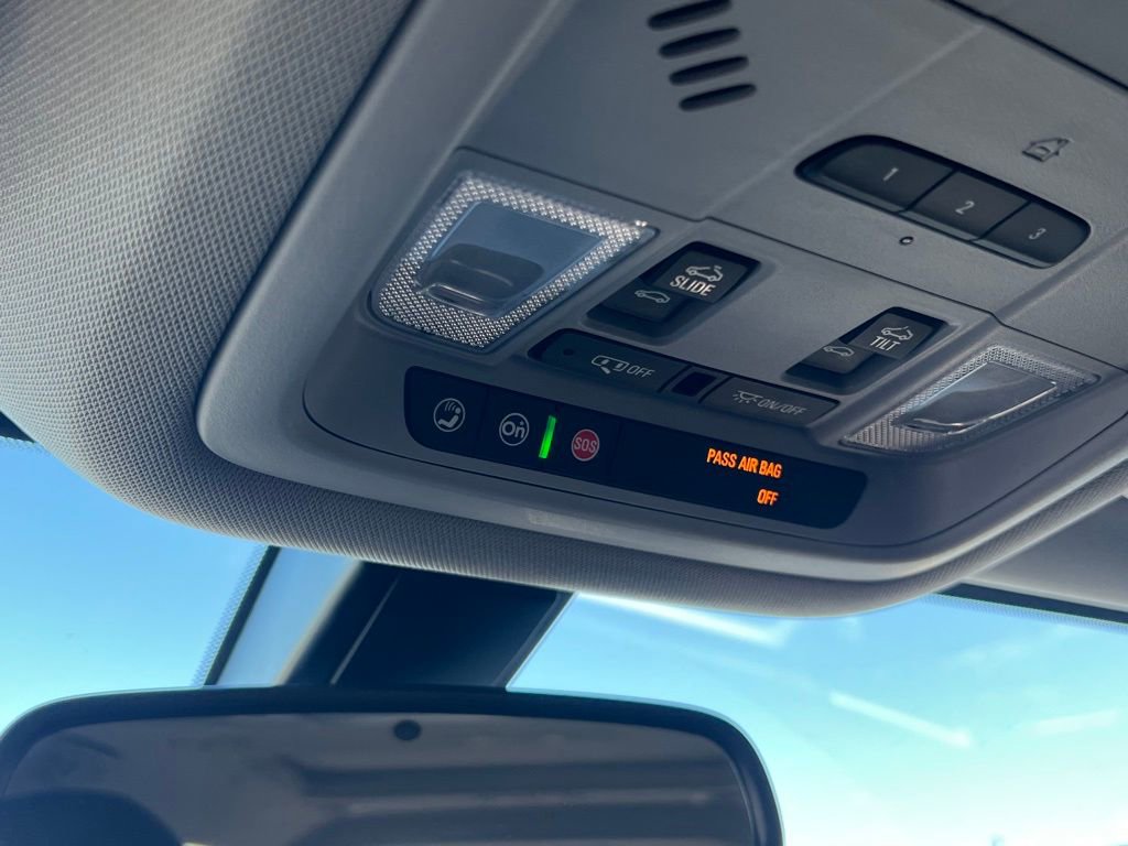 Used 2019 GMC Acadia SLT w/ Black Edition image 28