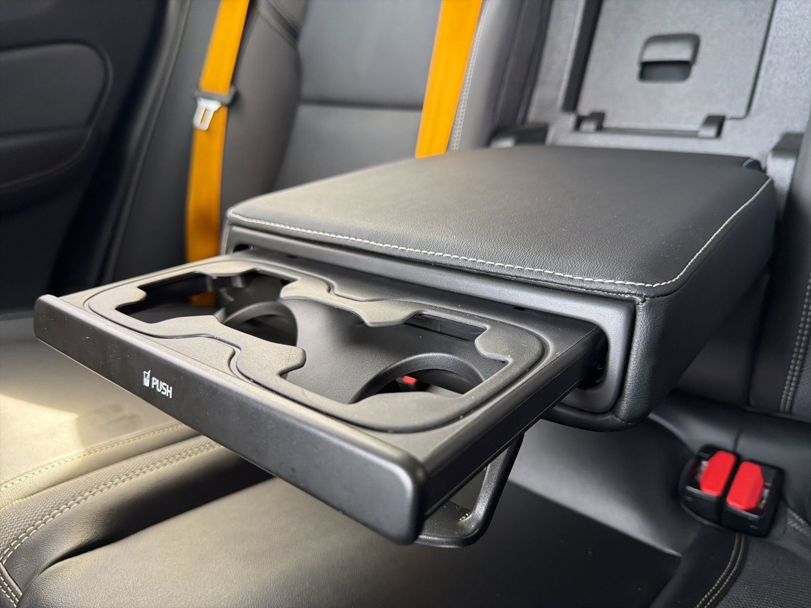 Used 2024 Volvo XC60 T8 Polestar w/ Protection Package Premier image 82