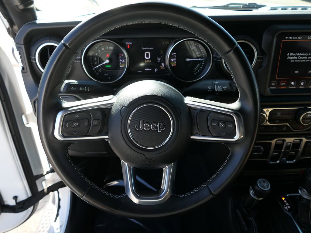 Used 2022 Jeep Wrangler Unlimited Sahara w/ Safety Group image 17