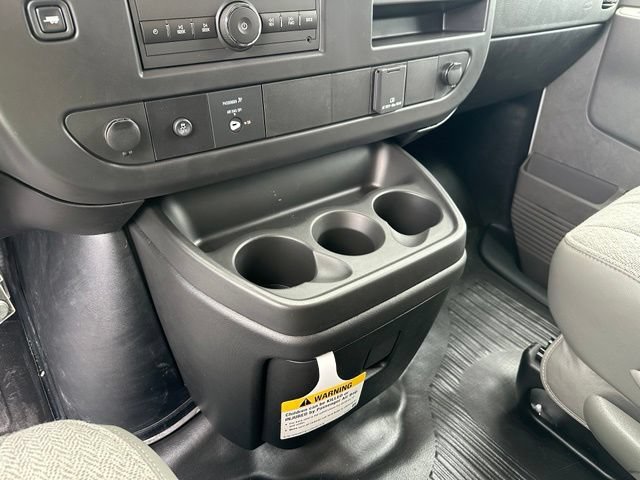 New 2026 Chevrolet Express 2500 w/ Driver Convenience Package RWD image 20