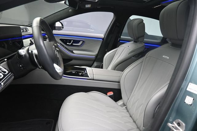 Used 2025 Mercedes-Benz S 63 AMG S image 18