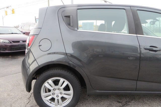 Used 2016 Chevrolet Sonic LT FWD image 23