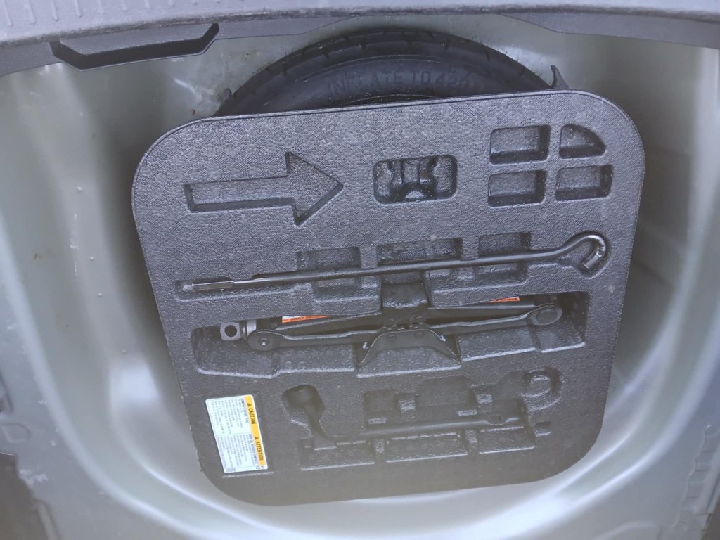 Used 2022 Toyota Corolla LE FWD image 16