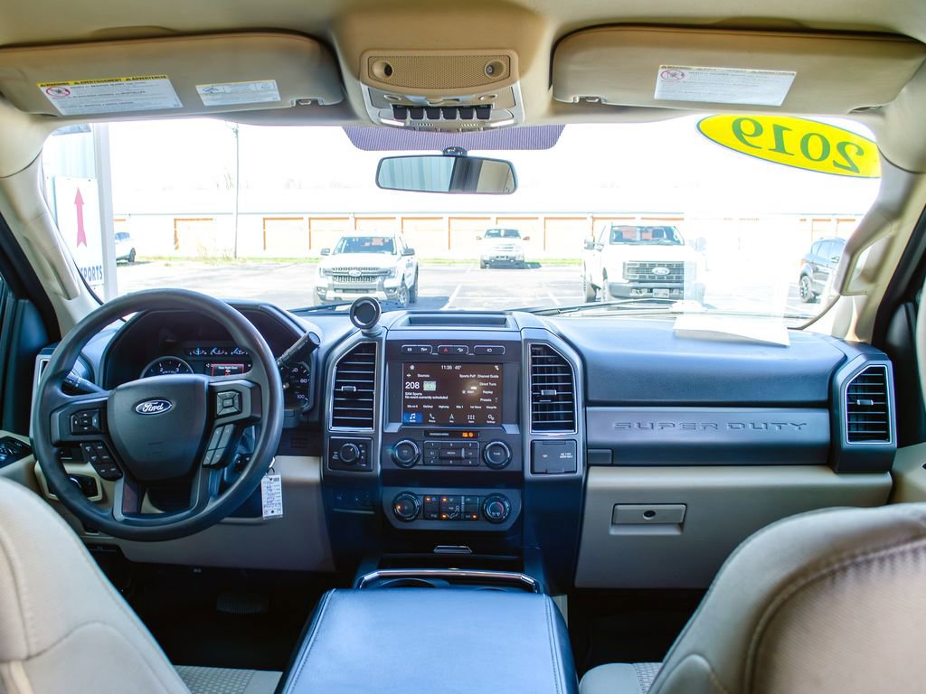 Used 2019 Ford F250 XLT w/ XLT Value Package image 34