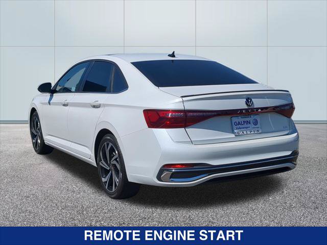 Certified 2025 Volkswagen Jetta SEL FWD image 3