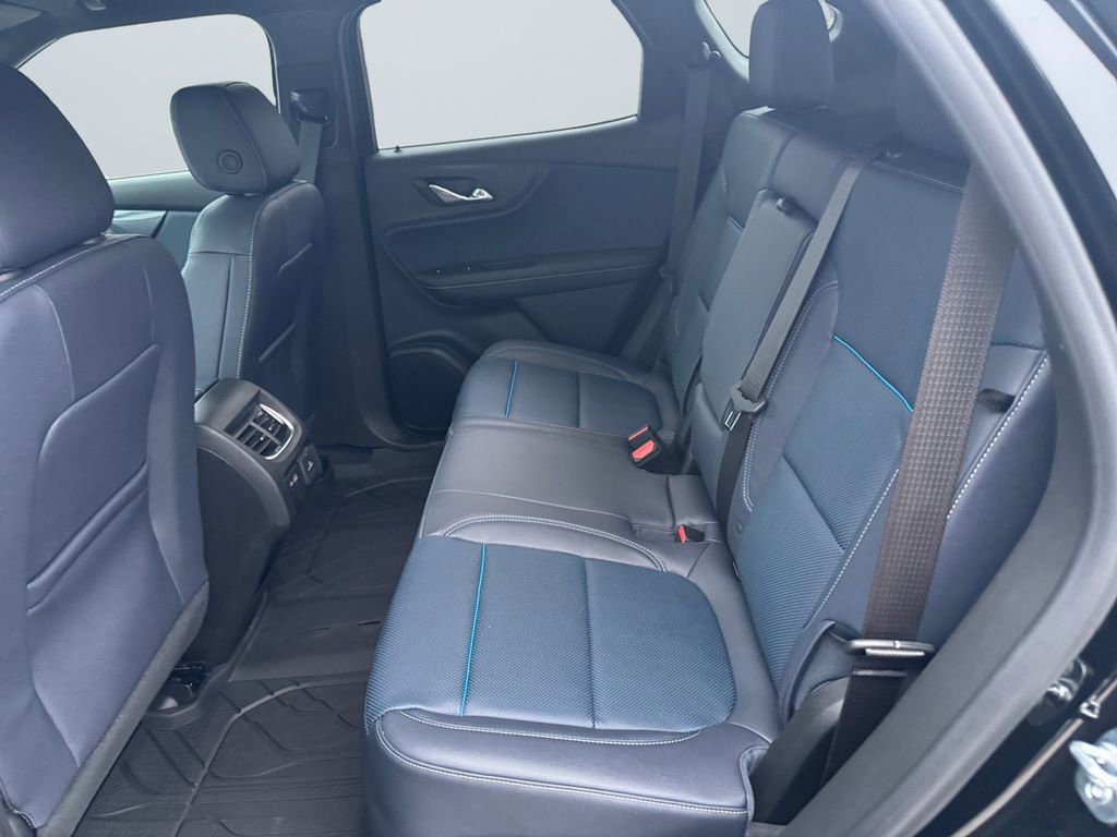 New 2025 Chevrolet Blazer RS w/ Driver Confidence II Package image 13