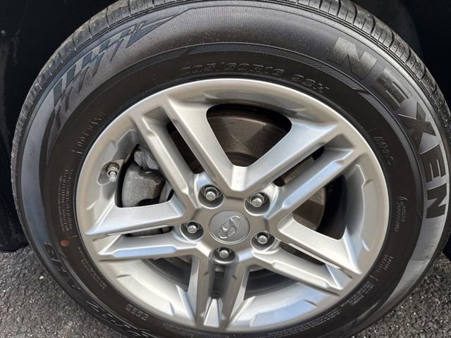 Certified 2023 Hyundai Kona SE image 12