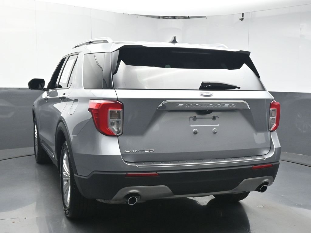 Used 2022 Ford Explorer Limited w/ Equipment Group 301A image 6