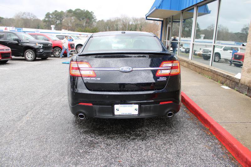 Used 2018 Ford Taurus SEL w/ Equipment Group 201A image 5