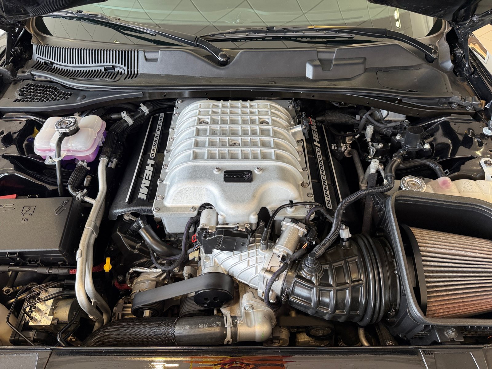 Used 2020 Dodge Challenger SRT Hellcat Redeye RWD image 16
