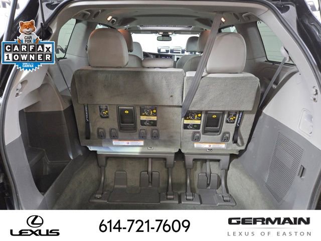 Used 2018 Toyota Sienna XLE w/ XLE Navigation Package image 24