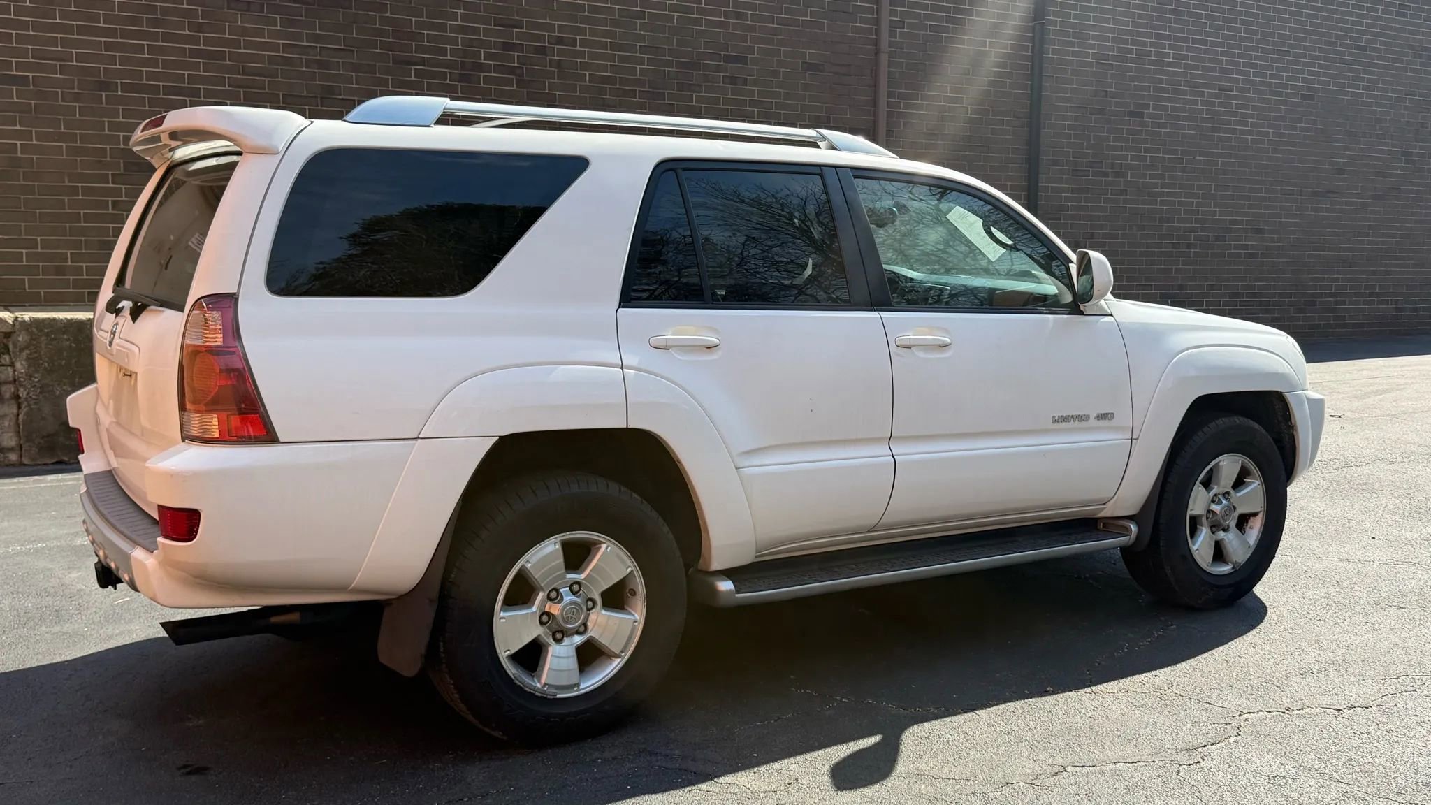 Used 2004 Toyota 4Runner Limited image 17