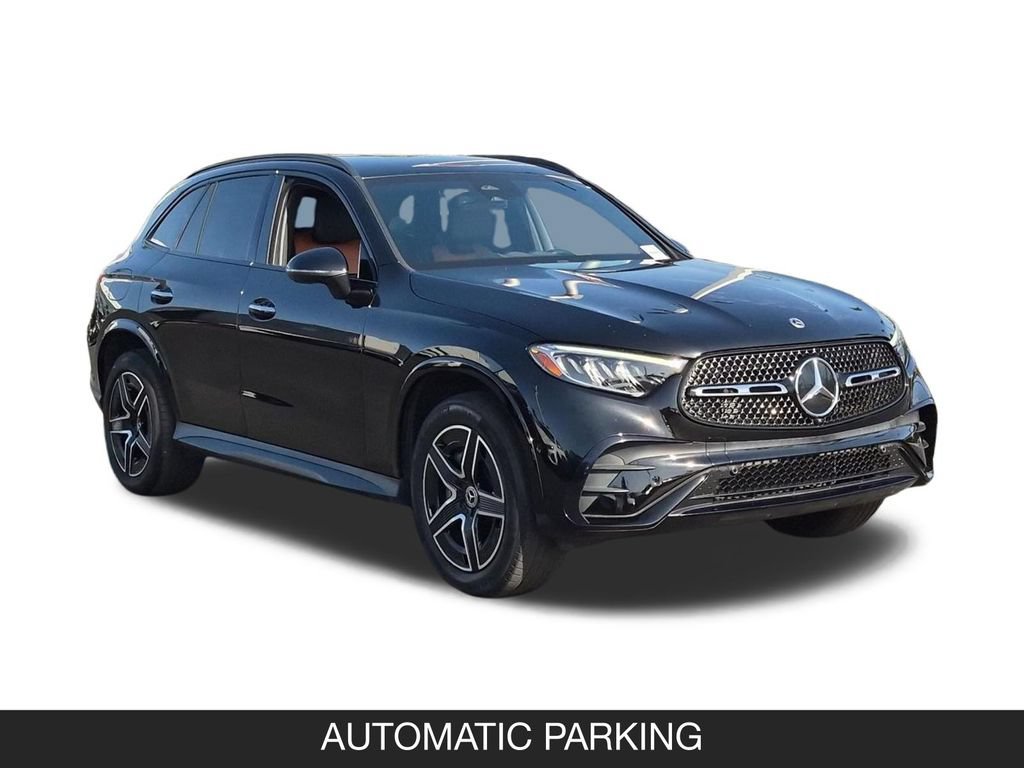 Used 2023 Mercedes-Benz GLC 300 image 2