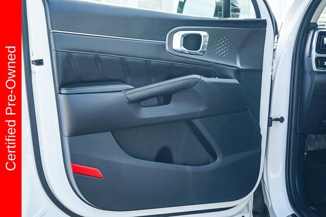 Certified 2022 Kia Sorento SX image 22