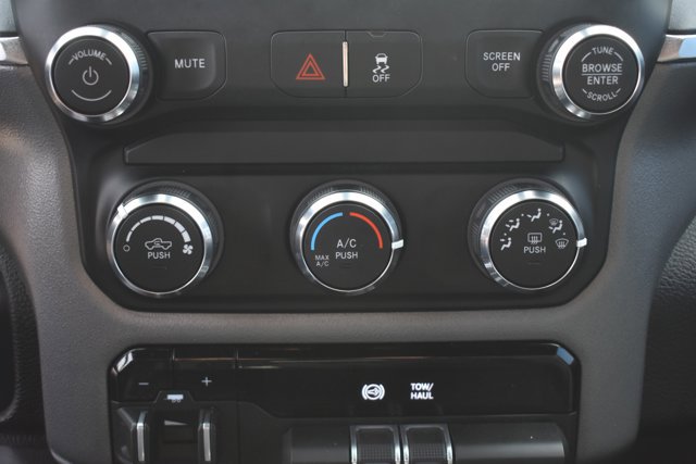 Used 2024 RAM 3500 Big Horn image 27