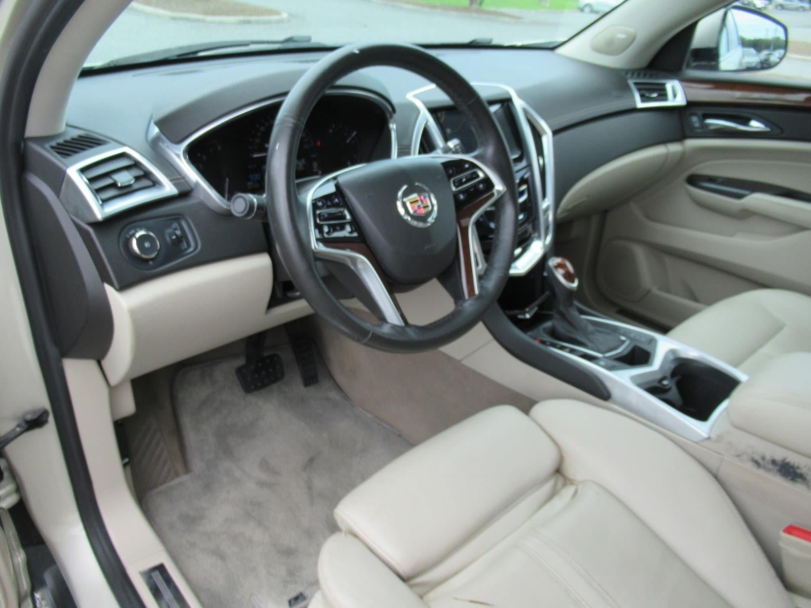 Used 2013 Cadillac SRX Performance w/ Driver Awareness Package FWD image 18