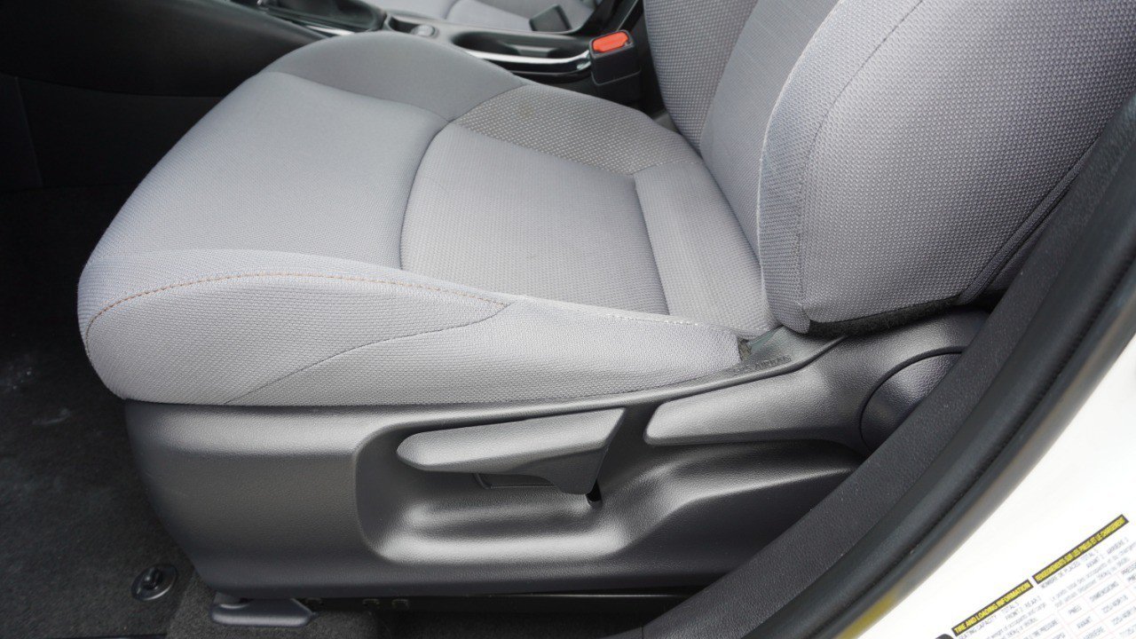 Used 2022 Toyota Corolla SE FWD image 22