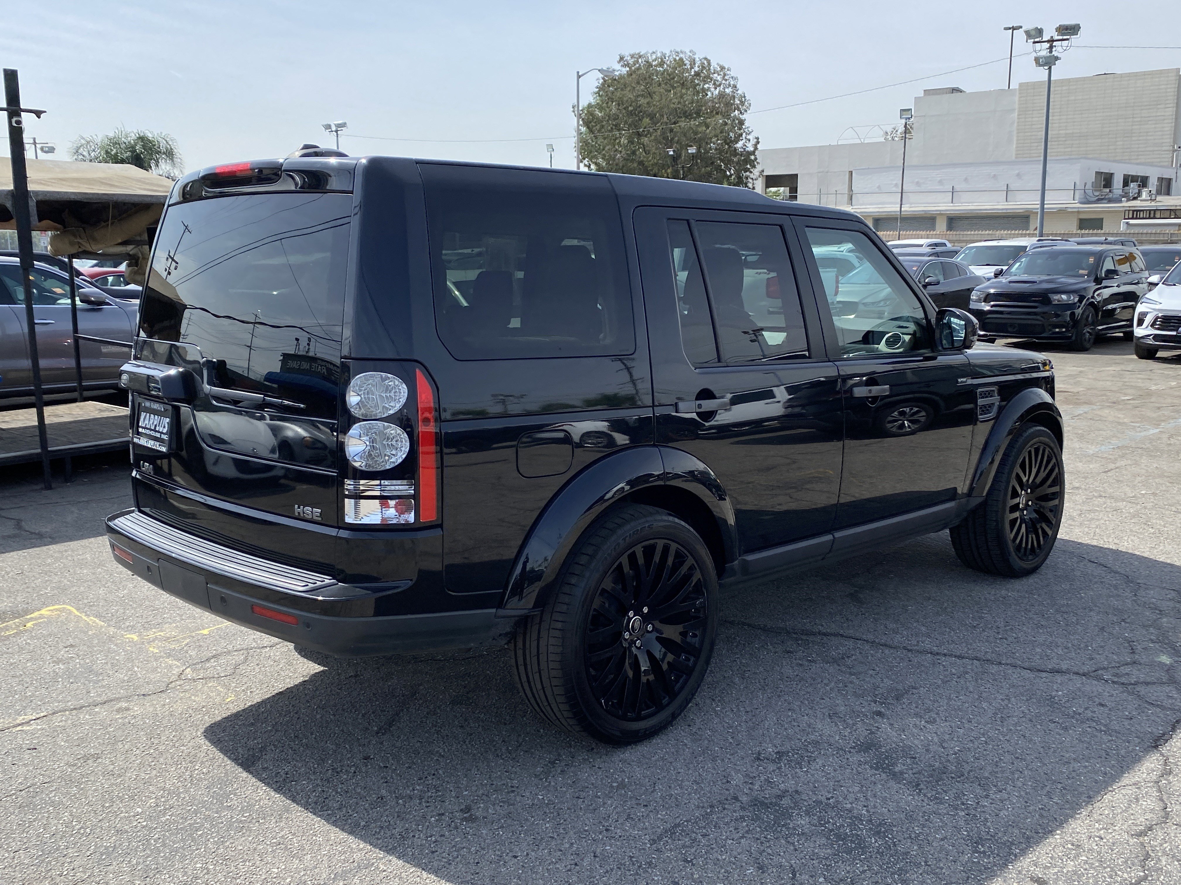 Used 2014 Land Rover LR4 HSE image 9