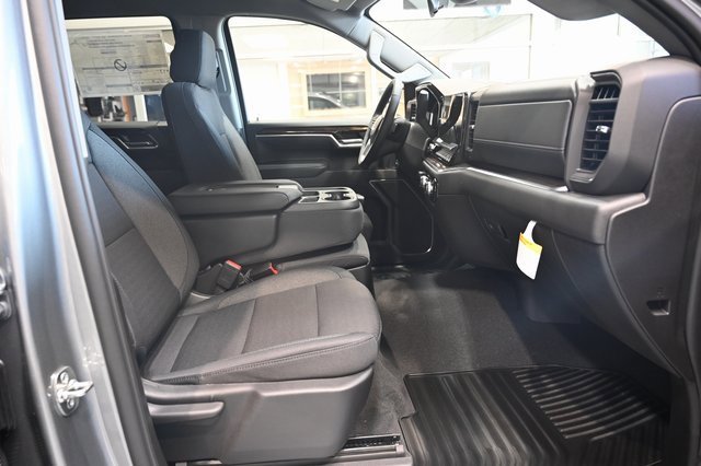 New 2026 GMC Sierra 1500 Elevation image 11