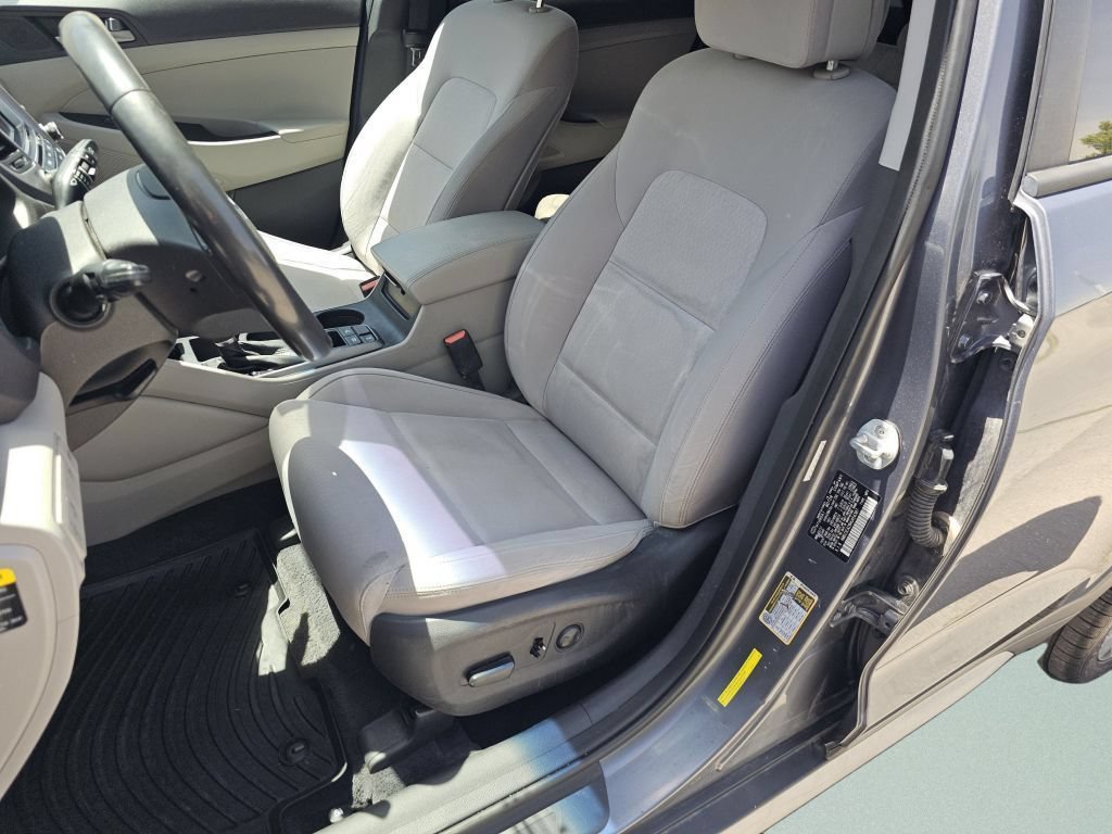 Used 2017 Hyundai Tucson Sport AWD/4WD image 6