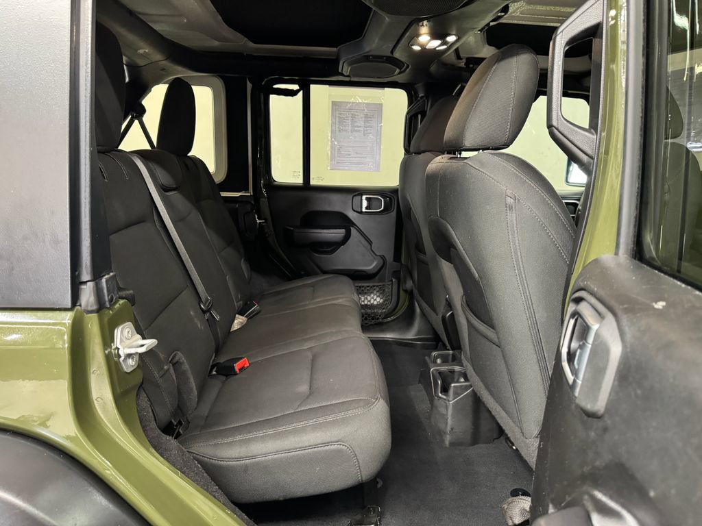 Used 2022 Jeep Wrangler Unlimited Sport AWD/4WD image 28