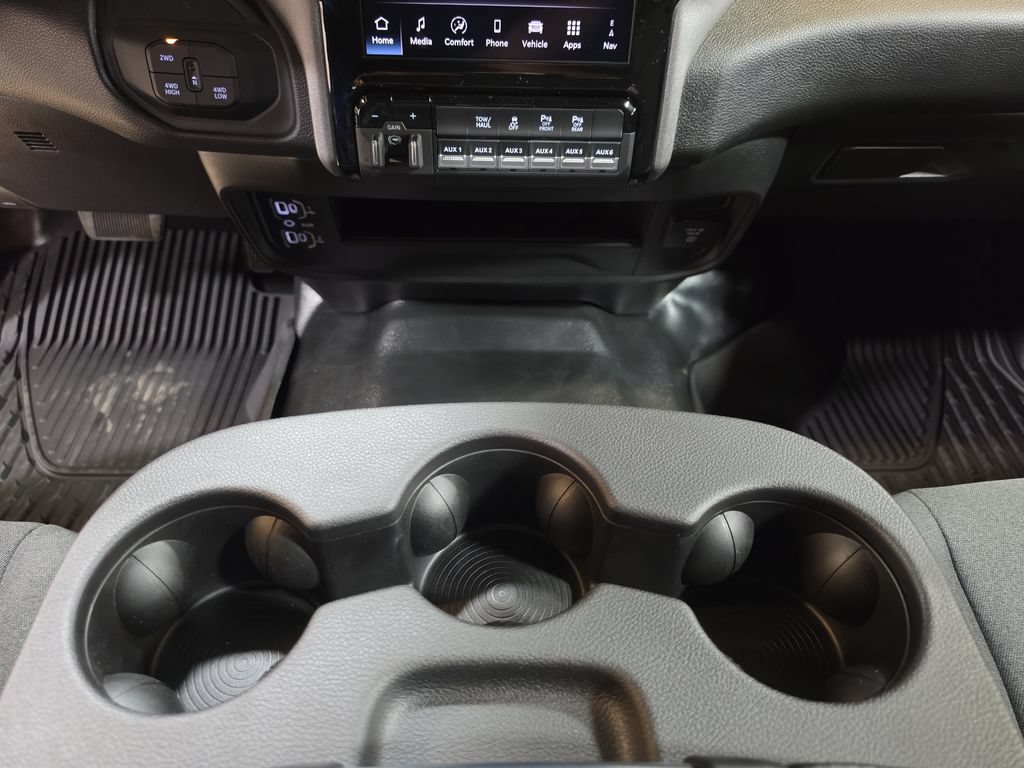 New 2026 RAM 3500 Tradesman AWD/4WD image 22