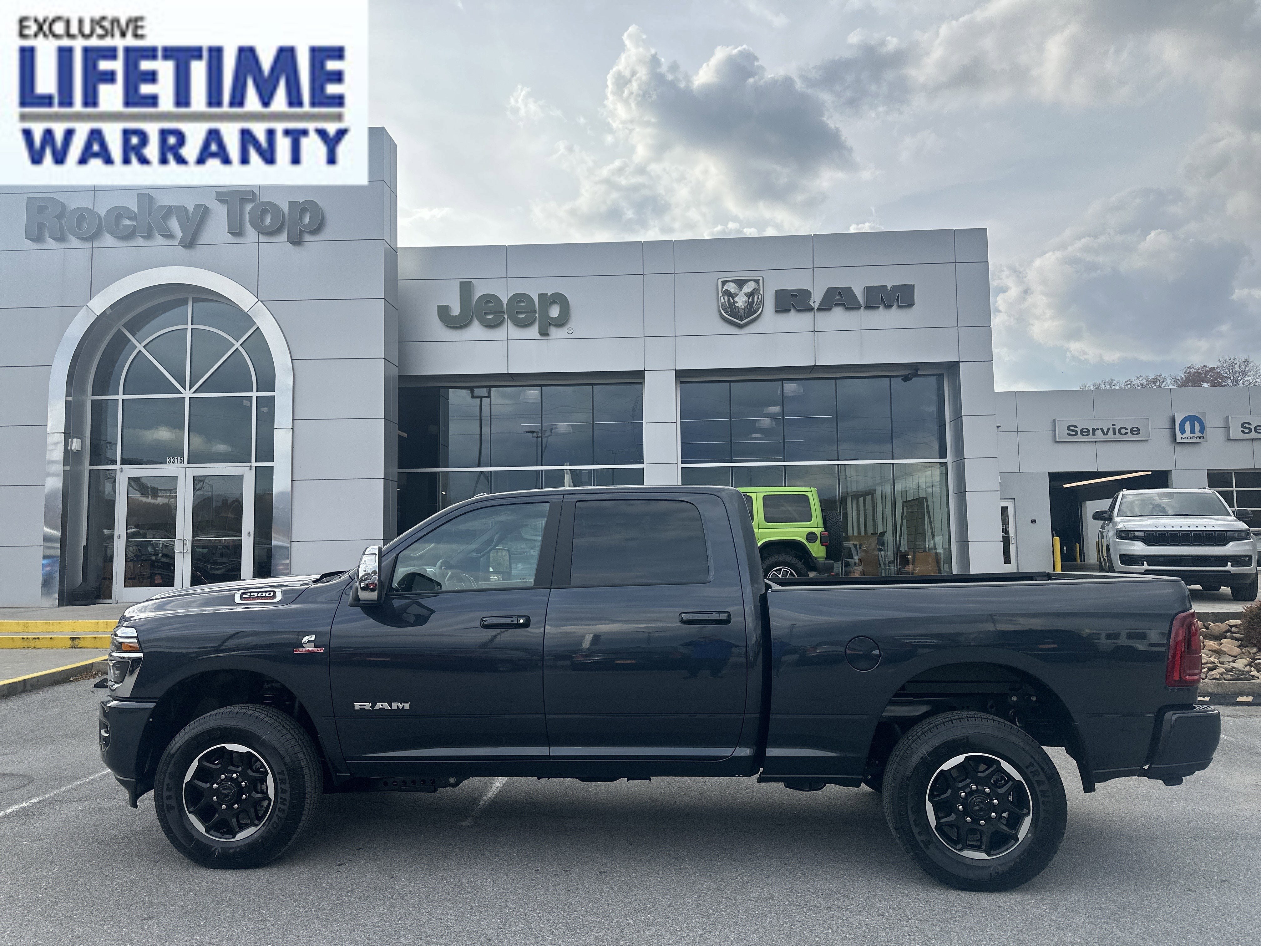 New 2026 RAM 2500 Laramie AWD/4WD image 1