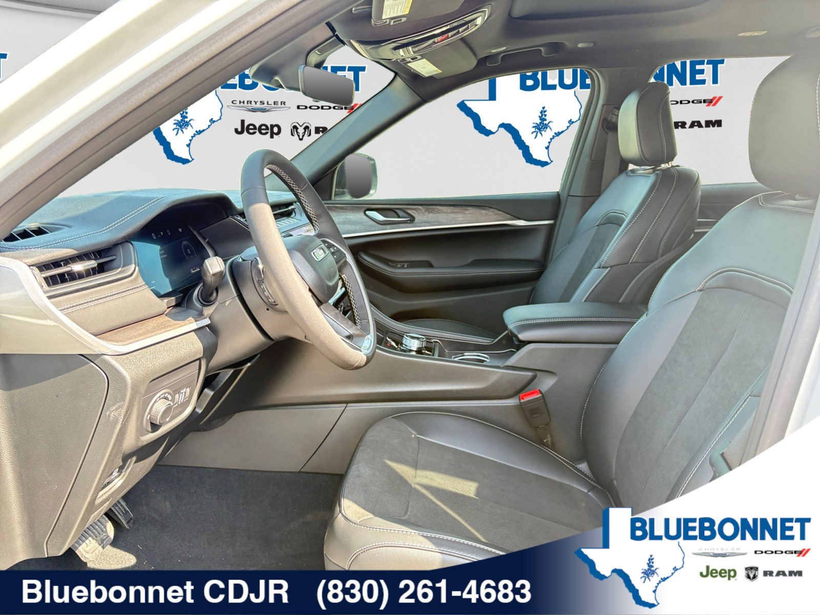 New 2026 Jeep Grand Cherokee L 2WD image 11