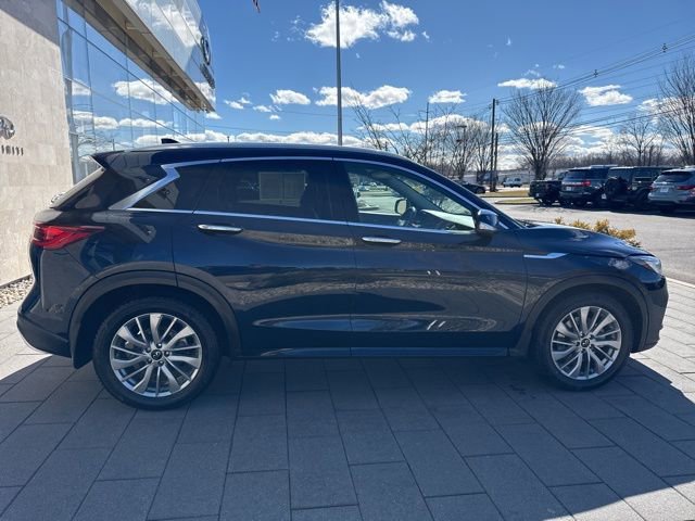 Certified 2023 INFINITI QX50 Luxe image 9