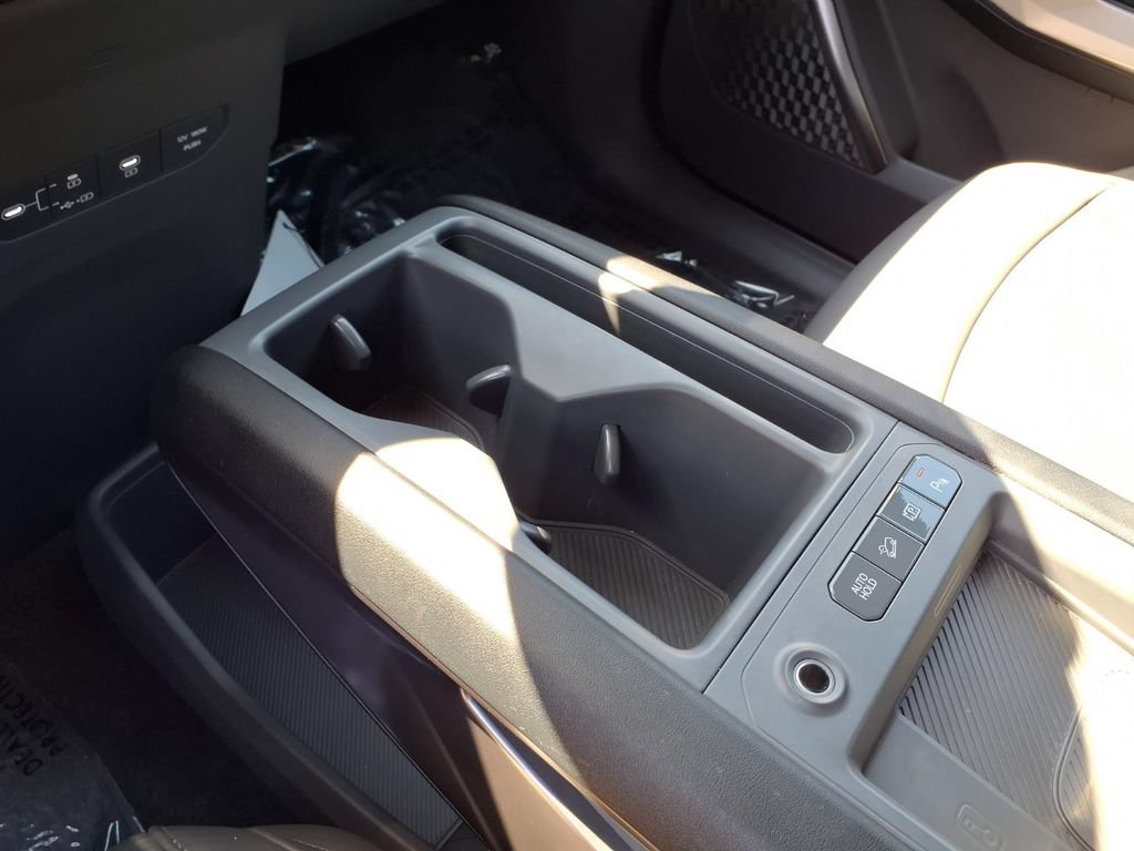 Used 2026 Kia EV9 Light RWD image 17