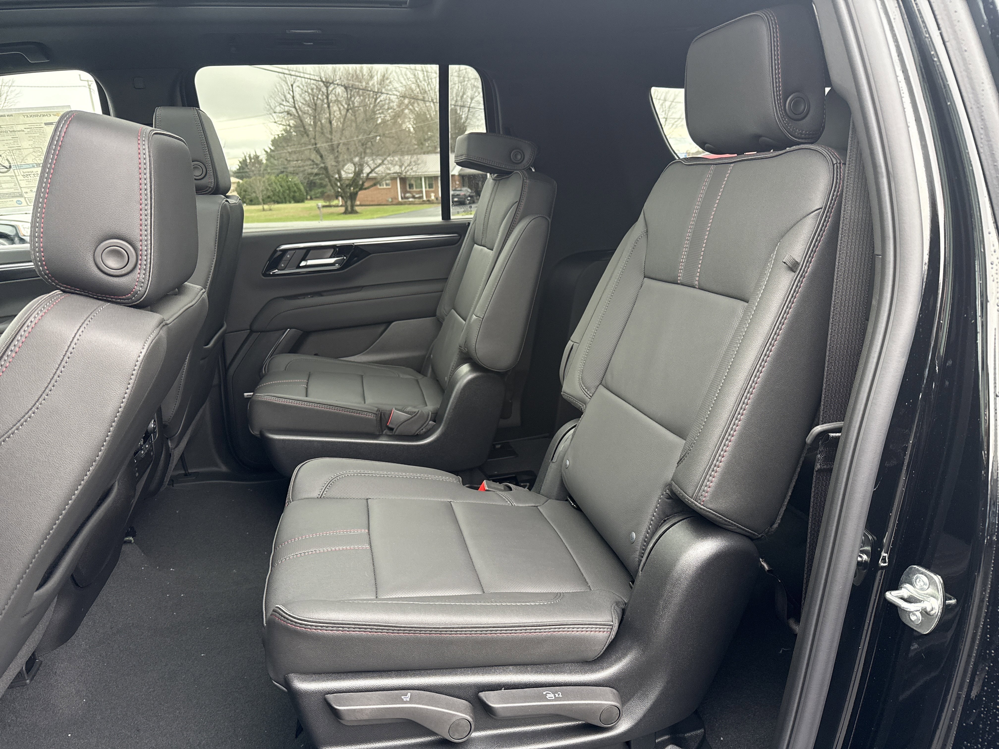 New 2026 Chevrolet Suburban RST w/ RST Capability Package image 12