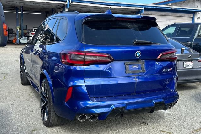 Used 2021 BMW X5 M w/ Executive Package image 3