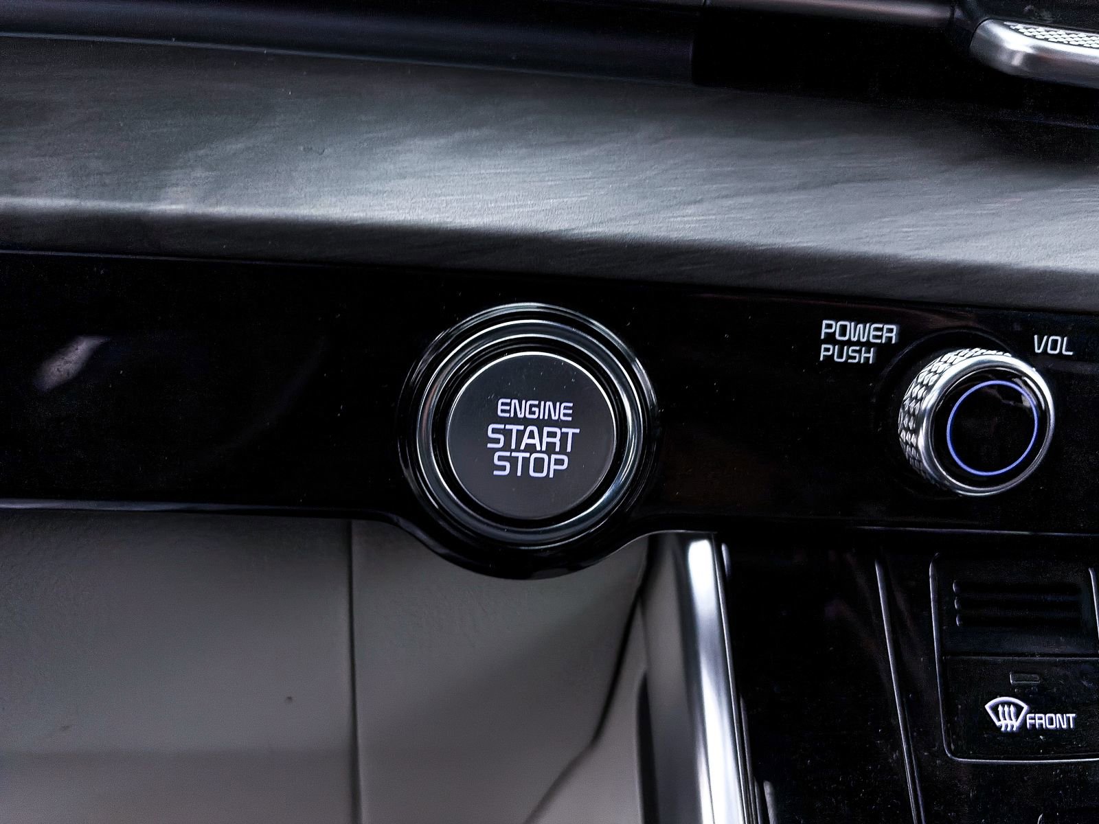 Certified 2024 Kia Carnival SX image 23