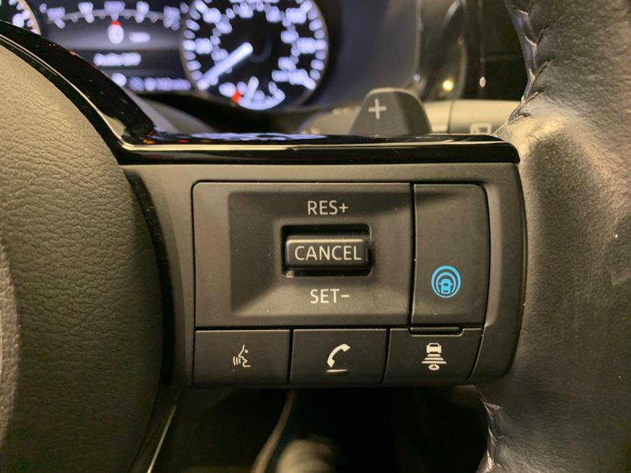 Used 2022 Nissan Pathfinder SL w/ SL Premium Package image 24