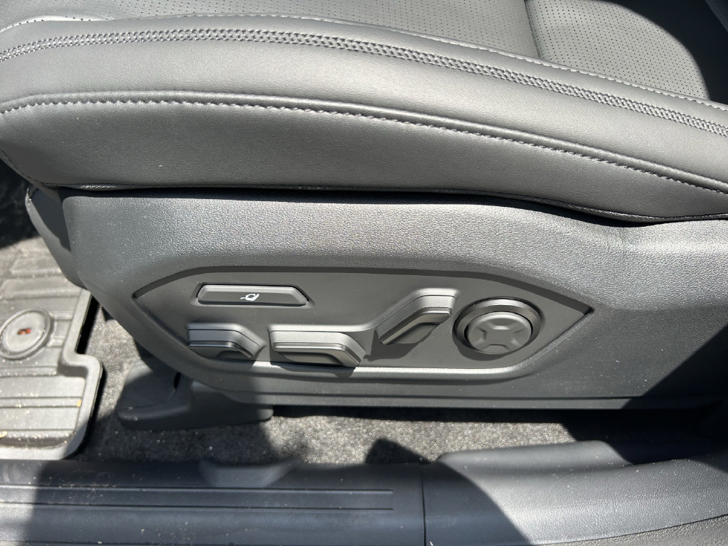 New 2026 Hyundai Santa Fe Calligraphy FWD image 28
