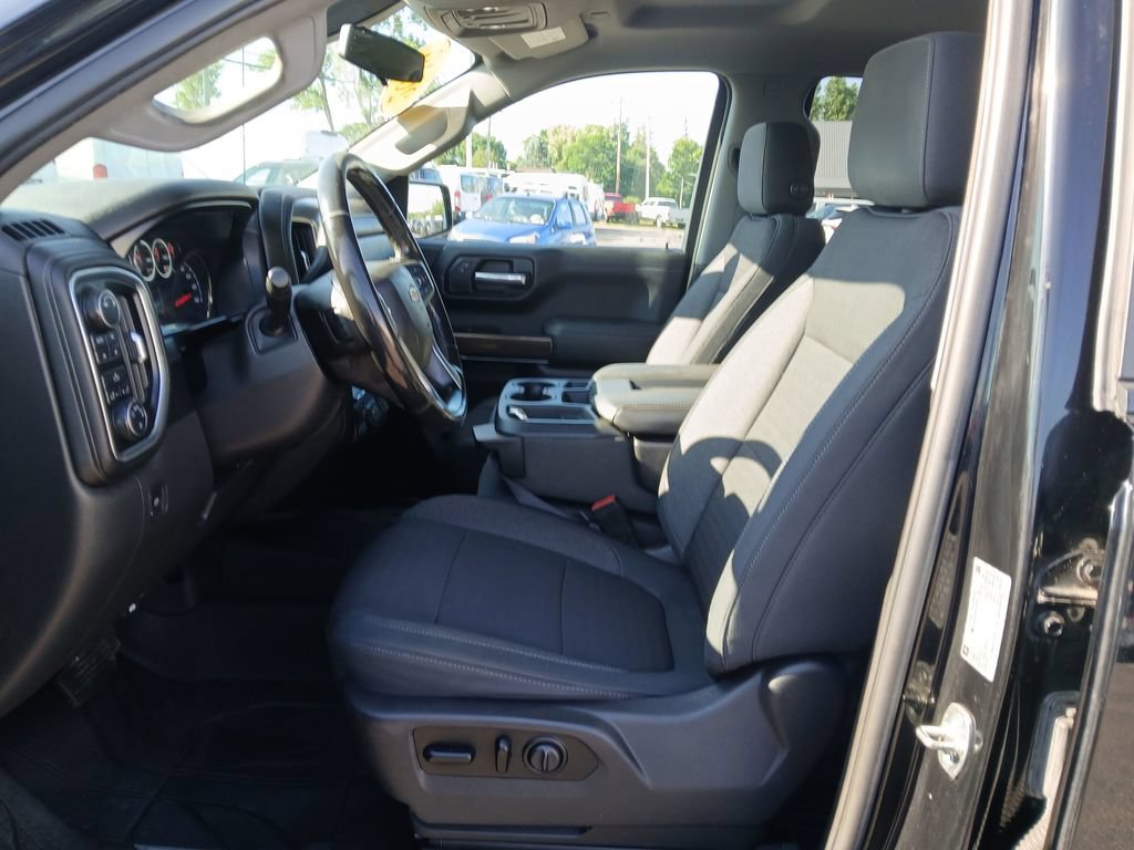 Used 2019 Chevrolet Silverado 1500 LT w/ All-Star Edition AWD/4WD image 11