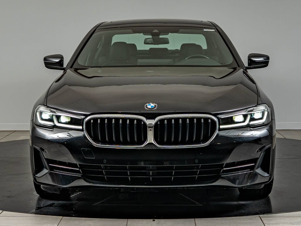 Used 2021 BMW 530i xDrive w/ Convenience Package AWD/4WD image 2