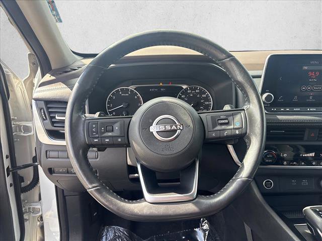 Used 2023 Nissan Rogue SV w/ SV Premium B Package AWD/4WD image 17