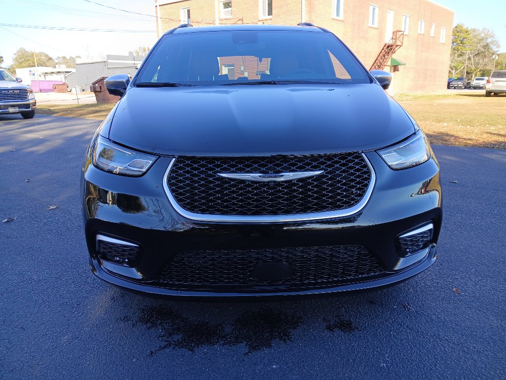 Certified 2024 Chrysler Pacifica Pinnacle image 14