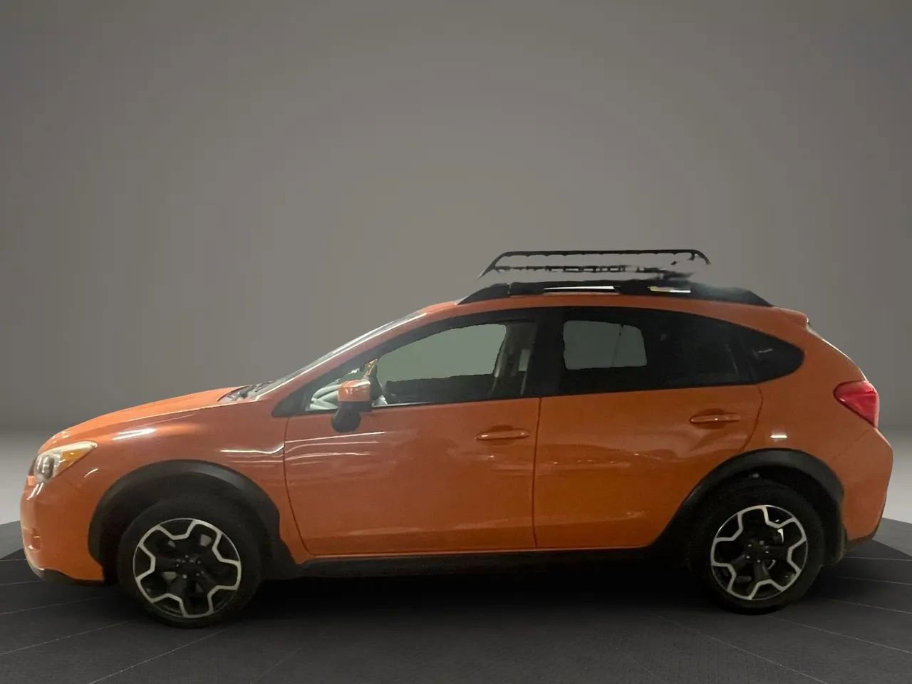 Used 2015 Subaru Crosstrek 2.0i Premium w/ Moonroof Package image 3