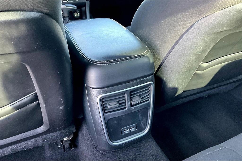 Used 2020 Dodge Charger GT RWD image 11