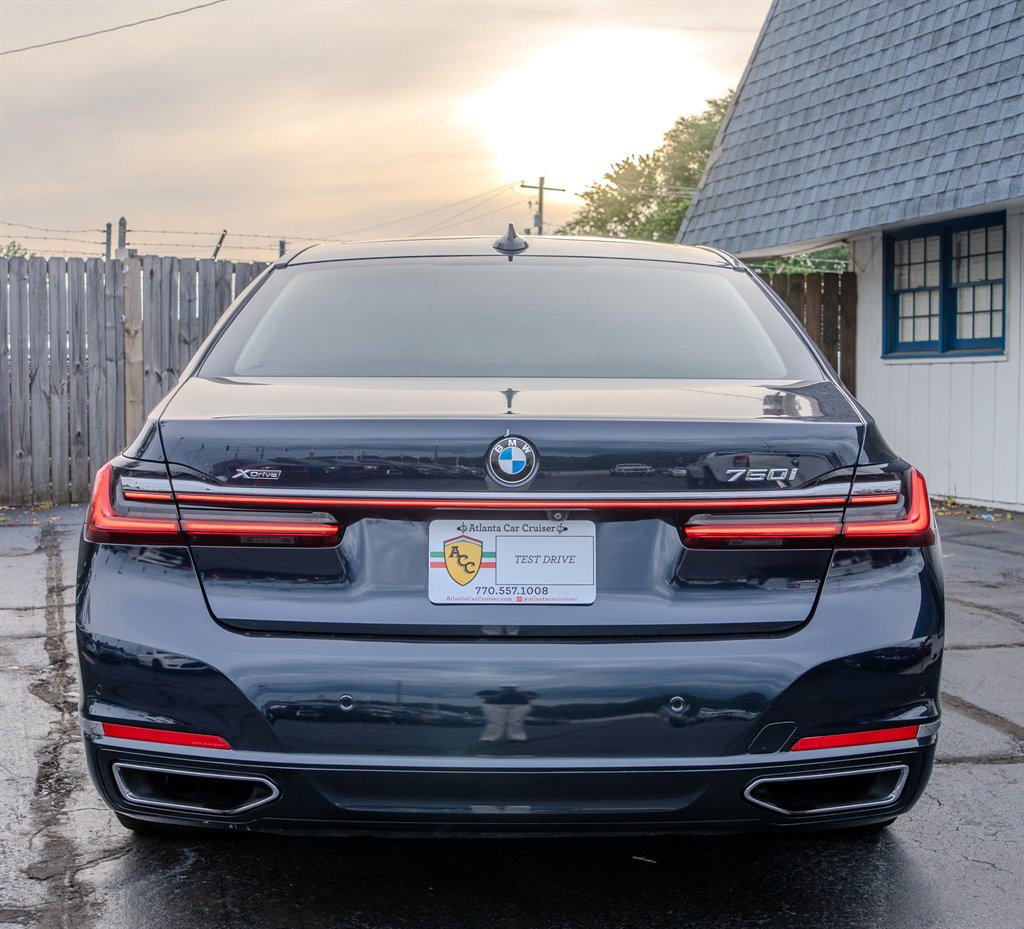 Used 2020 BMW 750i xDrive w/ Executive Package AWD/4WD image 6